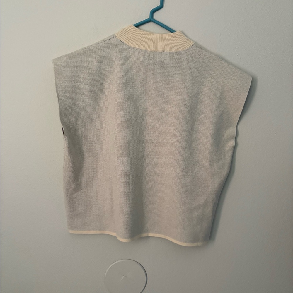 entro Cream Ribbed-Neck Knit Top with Subtle Multicolor Detail - Picture 6 of 8